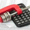 Država će danas pokušati da se zaduži za još 10 milijardi dinara, a novo zaduživanje planirano za jun