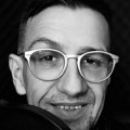 Preminuo Duško Đukić
