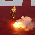 Baklje letele pred 180. derbi: Isplivao snimak – Delije i Grobari se sukobili kod Marakane!