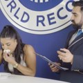 Pogledajte kako burito nestaje za 30 sekundi: Žena oborila tri rekorda u jednom danu (video)