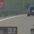 Presretači divljanje zaustavili u poslednji čas! Tri vozača za samo 60 minuta letela putem Beograd-Pančevo: "BMV" i dva…