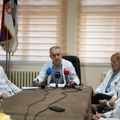 "Lečenje je jedno od osnovnih prava": Elek: Zbog zabrane dinara ugroženi zaposleni u KBC Kosovska Mitrovica, ponestaje i…