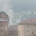 Gori zgrada u Priboju: Stanari u panici izleteli napolje FOTO