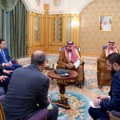 Sad za njegovu glavu nudile 10 miliona, a Tramp sada pije čaj sa njim: Američki lider nahvalio bivšeg vođu Al Kaide