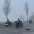 (VIDEO) "Gubimo Pokrovsk": Više od 300 ruskih vojnika kroz maglu ušlo u strateški važan ukrajinski grad