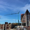 Komšija vam zida "pod prozorom"? Evo koliko metara od međe sme da priđe i šta da radite ako krši zakon (Vodič)