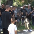 Parastos pobijenoj srpskoj deci pre 23 godine na Bistrici; Otac malog Panta: Uvek će biti nade da će počinioci odgovarati…