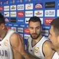 Nemoj da se smeješ, lupiću ti šamar: Šou srpskih košarkaša pred kamerama (video)