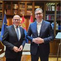 Vučić sa Bajerom o evropskim integracijama Srbije i regiona: Odličan razgovor sa starim prijateljem