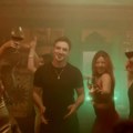 Devojke na njegovom nastupu skidaju brushaltere, a on SAD uradio ovo: Adi Šoše iznenadio fanove, a evo šta im tek sve sprema