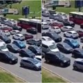 "Gužva je u gradu? Biće još gužve!" Blokaderi likuju što se građani kuvaju u kilometarskim kolonama zbog njihovih blokada…
