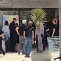(Video) Policija zatvorila luksuzni rizort na Pagu: Uprava ćuti, turisti kipte od besa: Imali 10 minuta da se pokupe i odu