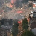 Dok Slavija “gori”, Vučić se opušta