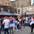 Đurđevdan „grmi“ u Rigi pred meč Srbija – Turska (VIDEO)
