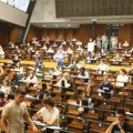 Studenti dobijaju povrat 50 odsto školarina: Oglasilo se Ministarstvo prosvete: Evo ko ima pravo i kako da se prijavite