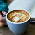 Koliko je zapravo "previše kafe" i šta se dešava kad preterate s kofeinom?