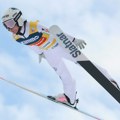 (Video) Nika Prevc popravila svetski rekord u ski letovima: Skače kao brat Domen