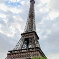 Šok punuda iz Pariza: Prodaje se deo Ajfelovog tornja po brutalnoj ceni, to je tek početak