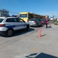 Pretukao muškarca nakon sudara u Beogradu: Povređeni bez svesti primljen u bolnicu, policija na terenu