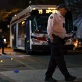 Napadači pucali na grupu srednjoškolaca na autobuskoj stanici u Filadelfiji