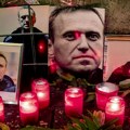 Ruski sveštenik kažnjen jer je držao opelo za Navaljnog: Premešten je, oduzeti mu i mantija i krst