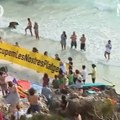 Teraju turiste sa popularne destinacije među Srbima: Snimci sa plaže zapalili mreže, ljudi beže i ne vraćaju se