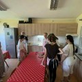 Već osećaju boljitak Korisnici Dnevnog boravka "Sunce" u Sremskoj Mitrovici dobili novo vozilo, asistivne tehnologije…