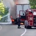 Zapalio se još jedan kamion na putu: Vatra guta šleper kod Kokinog Broda, vatrogasci u borbi sa stihijom