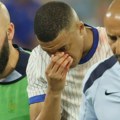 Real strepi, Embape ostaje sa reprezentacijom i pored povrede