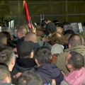 „Стоп транспорту гаса кроз центар“: Јаке полицијеске снаге у Смедереву протесту због илегалне пруге