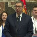 Vučić najavio: Slede nova povećanja primanja zdravstvenim radnicima