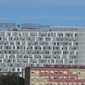 UKCS: Stariji pacijent povređen ispred Pravnog fakulteta zadržan na ortopediji, ali u stabilnom stanju