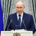 Putin odobrio prodaju ruskog Vestern juniona: Softeks kupuje 100 odsto udela u podružnici