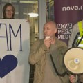 Cvijić na protestu podrške Nova.rs: Pogledali ste tiraniji pravo u oči, a tiranija u Srbiji ima ime i prezime
