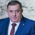 Dodik: Vučić dostojan da nosi orden Eparhije budimske prvog reda