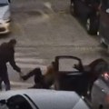 Gurnuo devojku, ona pala na pod: Jeziv snimak tuče u Novom Sadu: Drugi muškarac odmah reagovao, pa nastao haos (video)