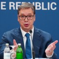 Vučić za Politiko: "Titova grobnica ostaje na Dedinju"