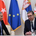 Vučić primio u oproštajne posete ambasadore Turske i Irana