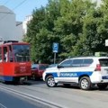 Interventna zaustavila tramvaj, dete izgubljeno u prevozu Hitna reakcija policije, roditelji pronađeni u kratkom roku