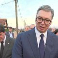 Vučić sa građanima Varvarina: Biće uložena velika sredstva u ovaj kraj