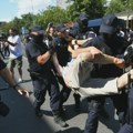 PSG: Sprovesti postupak protiv policajaca koji su učestvovali u prebijanju učesnika protesta