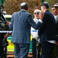 Otkriveni detalji napada u sinagogi: Nožem pokušao da polomi prozor; Povređeni krvarili po podu VIDEO