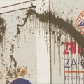 Vandalizovane prostorije Udruženja građana u Čačku: Isprskan i transparent "Studenti pobeđuju"