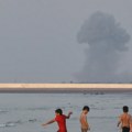 IRGC: Pogođena tri naftna tankera u Ormuskom moreuzu