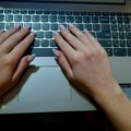 Hakeri objavili ukradene podatke EPS