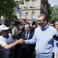 Vučić dao potpis podrške koaliciji oko SNS, otkrio kako će se zvati lista (video)
