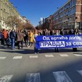 Radnici "Radosnog detinjstva" protestovali ispred Upravne zgrade, a potom blokirali raskrsnicu kod suda (FOTO i VIDEO)