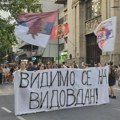 Valjevski gimnazijalci u protestnoj šetnji poručili: Vidimo se na Vidovdan