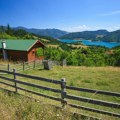 Vazduh kao na Zlatiboru, a cene primamljive! U ovom srpskom selu sve više grade vikendice, interesuju se i stranci
