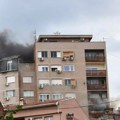 Gori stan u centru Beograda, kulja crni dim iz zgrade: Vatrogasci blokirali Balkansku ulicu, policija na licu mesta (foto…